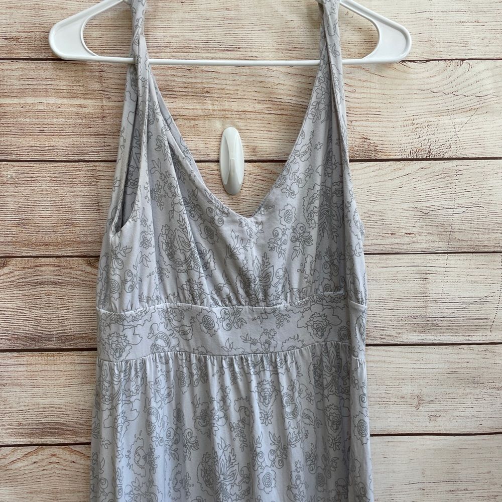 GARNET HILL SOFT KNIT MAXI DRESS IN GRAY PRINT - Picture 4 of 6